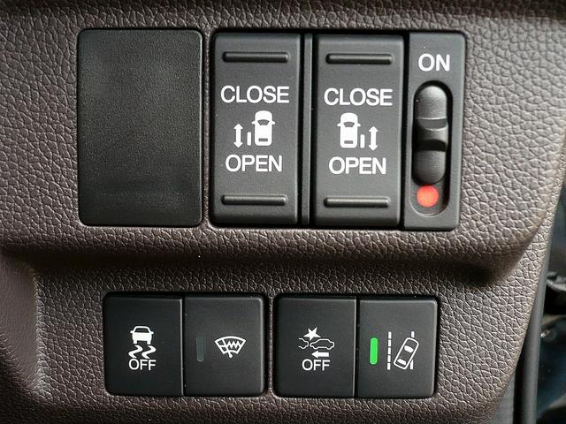 フリードハイブリッド ハイブリッド・Ｇホンダセンシング　社外メモリーナビ　地ＤＴＶ　Ｂカメラ　ＣＤ録＆ＤＶＤ　Ｂｌｕｅｔｏｏｔｈ電話＆音楽　ＥＴＣ　スマートキー　前席Ｓヒーター　フリップダウンモニター　両側自動ドア　レーダークルコン　ＬＥＤライト　衝突軽減（26枚目）