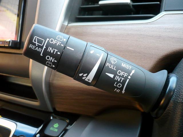 フリードハイブリッド ハイブリッド・Ｇホンダセンシング　社外メモリーナビ　地ＤＴＶ　Ｂカメラ　ＣＤ録＆ＤＶＤ　Ｂｌｕｅｔｏｏｔｈ電話＆音楽　ＥＴＣ　スマートキー　前席Ｓヒーター　フリップダウンモニター　両側自動ドア　レーダークルコン　ＬＥＤライト　衝突軽減（34枚目）