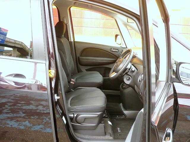 ビアンテ グランツ-スカイアクティブ 純正SDナビ フルセグTV B&Sカメラ CD&DVD Bluetooth電話&音楽 ETC スマートキー 純正フリップダウンモニター 両側自動ドア パドルシフト HIDヘッドライト I-STOP(52枚目)