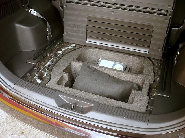 ビアンテ グランツ-スカイアクティブ 純正SDナビ フルセグTV B&Sカメラ CD&DVD Bluetooth電話&音楽 ETC スマートキー 純正フリップダウンモニター 両側自動ドア パドルシフト HIDヘッドライト I-STOP(68枚目)