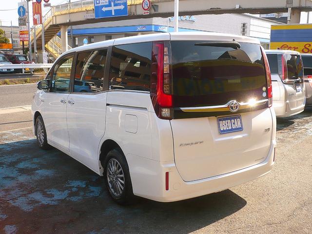 エスクァイア ハイブリッドＧｉ　ブラックテーラード　純正１０型ナビ　地ＤＴＶ　Ｂ＆Ｆカメラ　ＣＤ＆ＤＶＤ　Ｂｌｕｅｔｏｏｔｈ　ＥＴＣ　前後ドラレコ　スマキー　フリップダウンモニター　両側自動ドア　クルコン　レザーシート　ＬＥＤライト　セーフティーセンス（18枚目）