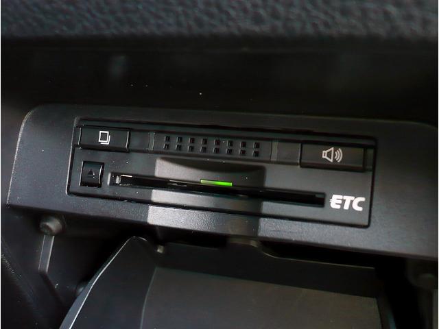 エスクァイア ハイブリッドＧｉ　ブラックテーラード　純正１０型ナビ　地ＤＴＶ　Ｂ＆Ｆカメラ　ＣＤ＆ＤＶＤ　Ｂｌｕｅｔｏｏｔｈ　ＥＴＣ　前後ドラレコ　スマキー　フリップダウンモニター　両側自動ドア　クルコン　レザーシート　ＬＥＤライト　セーフティーセンス（29枚目）