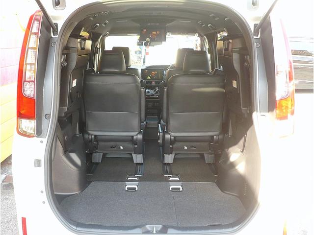 エスクァイア ハイブリッドＧｉ　ブラックテーラード　純正１０型ナビ　地ＤＴＶ　Ｂ＆Ｆカメラ　ＣＤ＆ＤＶＤ　Ｂｌｕｅｔｏｏｔｈ　ＥＴＣ　前後ドラレコ　スマキー　フリップダウンモニター　両側自動ドア　クルコン　レザーシート　ＬＥＤライト　セーフティーセンス（73枚目）