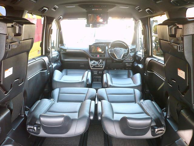 エスクァイア ハイブリッドＧｉ　ブラックテーラード　純正１０型ナビ　地ＤＴＶ　Ｂ＆Ｆカメラ　ＣＤ＆ＤＶＤ　Ｂｌｕｅｔｏｏｔｈ　ＥＴＣ　前後ドラレコ　スマキー　フリップダウンモニター　両側自動ドア　クルコン　レザーシート　ＬＥＤライト　セーフティーセンス（78枚目）