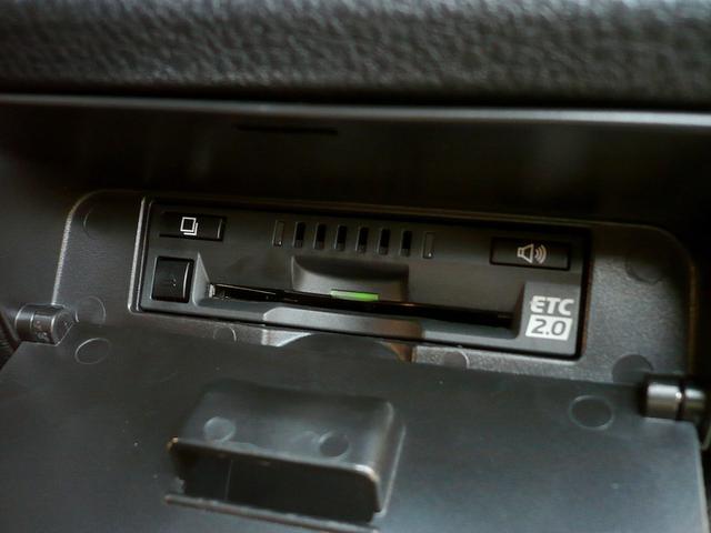 エスクァイア ハイブリッドＧｉ　プレミアムパッケージ　純正９型ナビ　地ＴＶ　Ｂカメラ　ＣＤ＆ＤＶＤ　Ｂｌｕｅｔｏｏｔｈ　ＥＴＣ　デジタルインナーミラー　スマキー　フリップダウンモニター　両側自動ドア　ＨレザーＳ　前席Ｓヒーター　クルコン　ＬＥＤ　衝突軽減（29枚目）