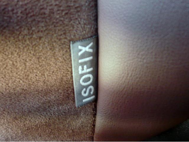 エスクァイア ハイブリッドＧｉ　プレミアムパッケージ　純正９型ナビ　地ＴＶ　Ｂカメラ　ＣＤ＆ＤＶＤ　Ｂｌｕｅｔｏｏｔｈ　ＥＴＣ　デジタルインナーミラー　スマキー　フリップダウンモニター　両側自動ドア　ＨレザーＳ　前席Ｓヒーター　クルコン　ＬＥＤ　衝突軽減（67枚目）