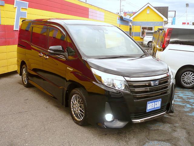 ノア ハイブリッドＳｉ　ダブルバイビー　純正９型ＳＤナビ　地ＴＶ　Ｂカメラ　ＣＤ＆ＤＶＤ　Ｂｌｕｅｔｏｏｔｈ　ＥＴＣ　前後ドラレコ　スマートキー　後席フリップダウンモニター　両側自動ドア　Ｈレザーシート　クルコン　ＬＥＤ　セーフティーセンス（3枚目）