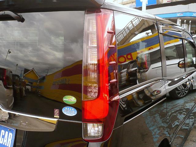 ノア ハイブリッドＳｉ　ダブルバイビー　純正９型ＳＤナビ　地ＴＶ　Ｂカメラ　ＣＤ＆ＤＶＤ　Ｂｌｕｅｔｏｏｔｈ　ＥＴＣ　前後ドラレコ　スマートキー　後席フリップダウンモニター　両側自動ドア　Ｈレザーシート　クルコン　ＬＥＤ　セーフティーセンス（20枚目）