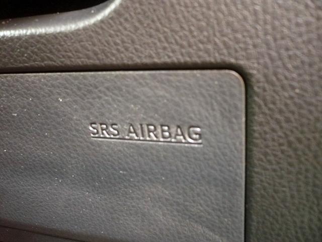 ノア ハイブリッドＳｉ　ダブルバイビー　純正９型ＳＤナビ　地ＴＶ　Ｂカメラ　ＣＤ＆ＤＶＤ　Ｂｌｕｅｔｏｏｔｈ　ＥＴＣ　前後ドラレコ　スマートキー　後席フリップダウンモニター　両側自動ドア　Ｈレザーシート　クルコン　ＬＥＤ　セーフティーセンス（28枚目）