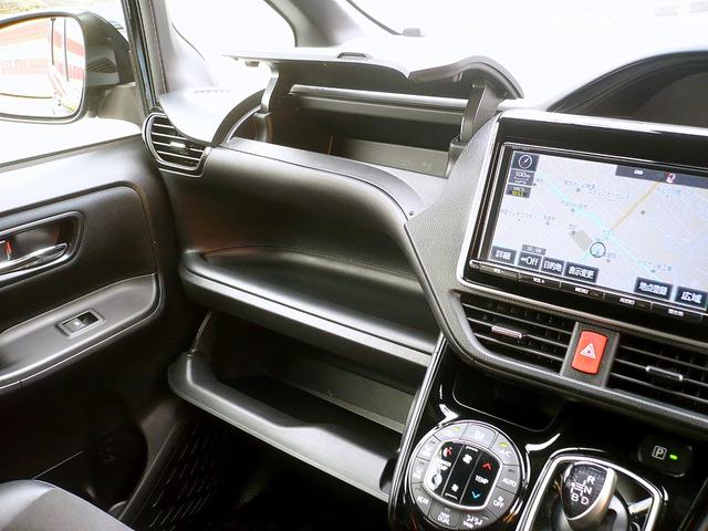 ノア ハイブリッドＳｉ　ダブルバイビー　純正９型ＳＤナビ　地ＴＶ　Ｂカメラ　ＣＤ＆ＤＶＤ　Ｂｌｕｅｔｏｏｔｈ　ＥＴＣ　前後ドラレコ　スマートキー　後席フリップダウンモニター　両側自動ドア　Ｈレザーシート　クルコン　ＬＥＤ　セーフティーセンス（46枚目）