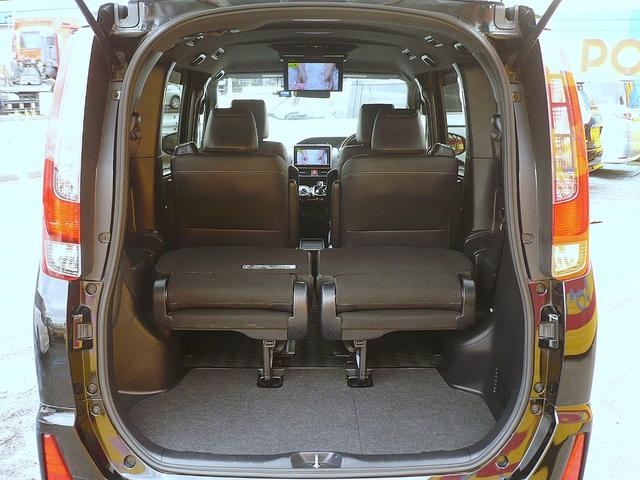 ノア ハイブリッドＳｉ　ダブルバイビー　純正９型ＳＤナビ　地ＴＶ　Ｂカメラ　ＣＤ＆ＤＶＤ　Ｂｌｕｅｔｏｏｔｈ　ＥＴＣ　前後ドラレコ　スマートキー　後席フリップダウンモニター　両側自動ドア　Ｈレザーシート　クルコン　ＬＥＤ　セーフティーセンス（67枚目）