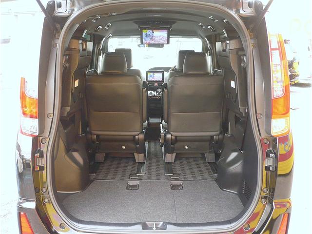 ノア ハイブリッドＳｉ　ダブルバイビー　純正９型ＳＤナビ　地ＴＶ　Ｂカメラ　ＣＤ＆ＤＶＤ　Ｂｌｕｅｔｏｏｔｈ　ＥＴＣ　前後ドラレコ　スマートキー　後席フリップダウンモニター　両側自動ドア　Ｈレザーシート　クルコン　ＬＥＤ　セーフティーセンス（69枚目）