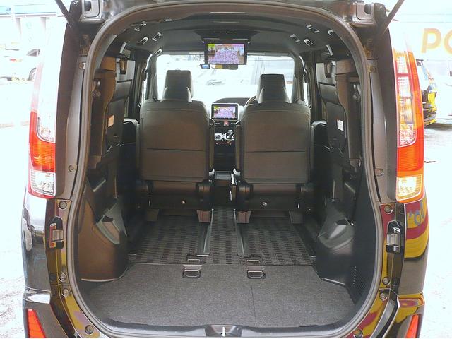 ノア ハイブリッドＳｉ　ダブルバイビー　純正９型ＳＤナビ　地ＴＶ　Ｂカメラ　ＣＤ＆ＤＶＤ　Ｂｌｕｅｔｏｏｔｈ　ＥＴＣ　前後ドラレコ　スマートキー　後席フリップダウンモニター　両側自動ドア　Ｈレザーシート　クルコン　ＬＥＤ　セーフティーセンス（72枚目）