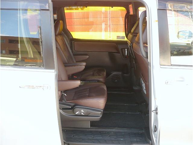 気になる車両が御座いましたらお気軽にお問い合わせください！通話料無料のフリーコール≪ＴＥＬ００６６−９７０８−５２２２≫まで気軽にお問い合わせください！