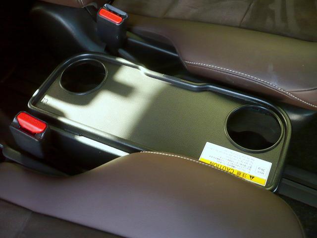 気になる車両が御座いましたらお気軽にお問い合わせください！通話料無料のフリーコール≪ＴＥＬ００６６−９７０８−５２２２≫まで気軽にお問い合わせください！