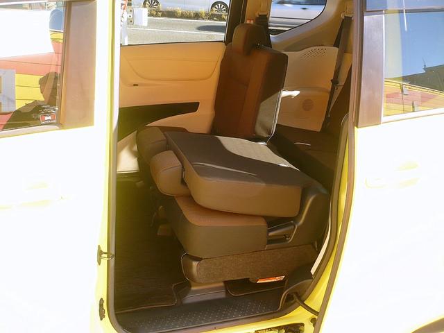 シエンタ ハイブリッドＧ　純正ＳＤナビ　フルセグＴＶ　バックカメラ　ＣＤ＆ＤＶＤ　Ｂｌｕｅｔｏｏｔｈ電話＆音楽　ＥＴＣ　ドラレコ　スマートキー　後席フリップダウンモニター　両側自動ドア　ＬＥＤヘッドライト　衝突軽減ブレーキ（57枚目）