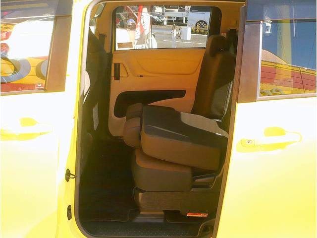 シエンタ ハイブリッドＧ　純正ＳＤナビ　フルセグＴＶ　バックカメラ　ＣＤ＆ＤＶＤ　Ｂｌｕｅｔｏｏｔｈ電話＆音楽　ＥＴＣ　ドラレコ　スマートキー　後席フリップダウンモニター　両側自動ドア　ＬＥＤヘッドライト　衝突軽減ブレーキ（58枚目）