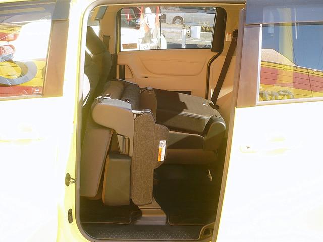 シエンタ ハイブリッドＧ　純正ＳＤナビ　フルセグＴＶ　バックカメラ　ＣＤ＆ＤＶＤ　Ｂｌｕｅｔｏｏｔｈ電話＆音楽　ＥＴＣ　ドラレコ　スマートキー　後席フリップダウンモニター　両側自動ドア　ＬＥＤヘッドライト　衝突軽減ブレーキ（60枚目）