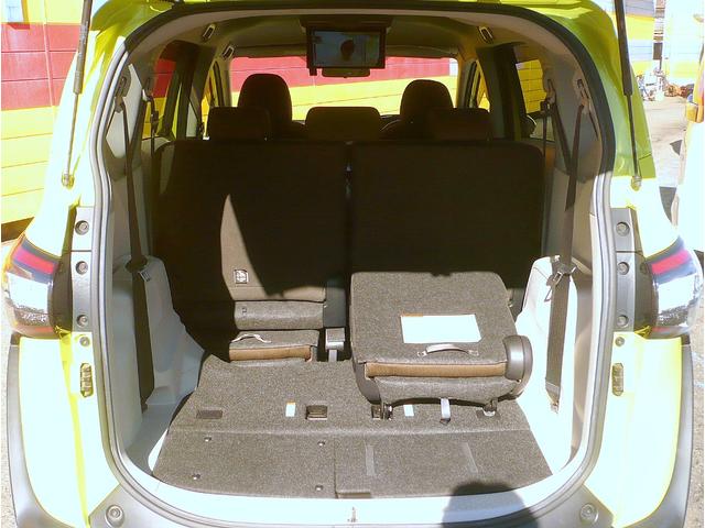 シエンタ ハイブリッドＧ　純正ＳＤナビ　フルセグＴＶ　バックカメラ　ＣＤ＆ＤＶＤ　Ｂｌｕｅｔｏｏｔｈ電話＆音楽　ＥＴＣ　ドラレコ　スマートキー　後席フリップダウンモニター　両側自動ドア　ＬＥＤヘッドライト　衝突軽減ブレーキ（66枚目）