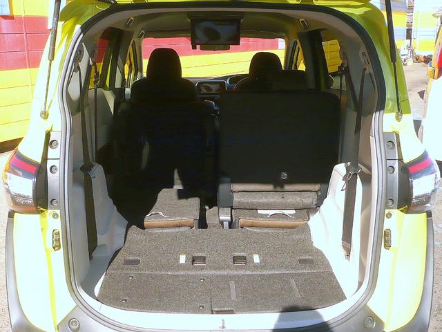 シエンタ ハイブリッドＧ　純正ＳＤナビ　フルセグＴＶ　バックカメラ　ＣＤ＆ＤＶＤ　Ｂｌｕｅｔｏｏｔｈ電話＆音楽　ＥＴＣ　ドラレコ　スマートキー　後席フリップダウンモニター　両側自動ドア　ＬＥＤヘッドライト　衝突軽減ブレーキ（68枚目）