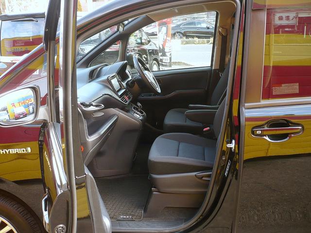 ヴォクシー ハイブリッドＸ　純正ＳＤナビ　フルセグＴＶ　バックカメラ　ＣＤ＆ＤＶＤ　Ｂｌｕｅｔｏｏｔｈ電話＆音楽　ＥＴＣ　ドラレコ　スマートキー　純正フリップダウンモニター　片側パワースライドドア　ＬＥＤヘッドライト（51枚目）