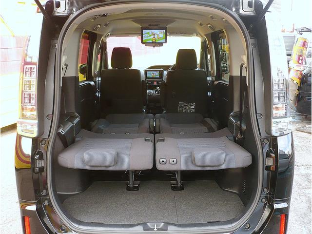 ヴォクシー ハイブリッドＸ　純正ＳＤナビ　フルセグＴＶ　バックカメラ　ＣＤ＆ＤＶＤ　Ｂｌｕｅｔｏｏｔｈ電話＆音楽　ＥＴＣ　ドラレコ　スマートキー　純正フリップダウンモニター　片側パワースライドドア　ＬＥＤヘッドライト（72枚目）
