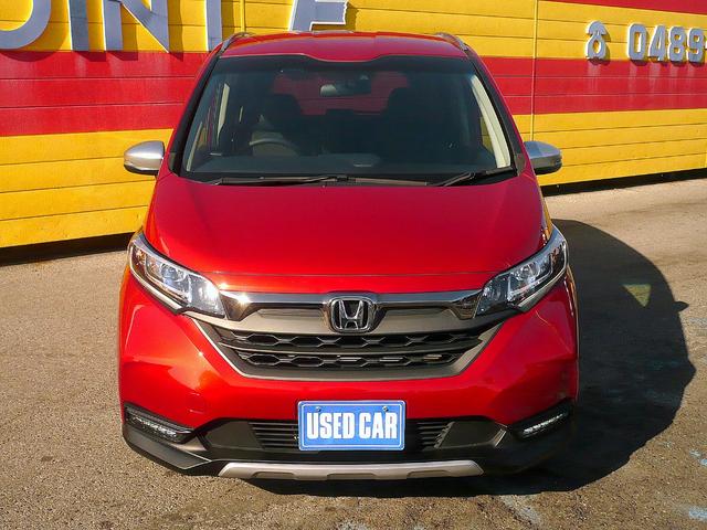 フリード＋ハイブリッド ハイブリッド・クロスターホンダセンシング　純正メモリーナビ　フルセグＴＶ　Ｂカメラ　ＣＤ＆ＤＶＤ　Ｂｌｕｅｔｏｏｔｈ電話＆音楽　ＵＳＢ　ＥＴＣ　スマートキー　Ｈレザーシート　前席Ｓヒーター　両側自動ドア　レーダークルコン　ＬＥＤライト（5枚目）