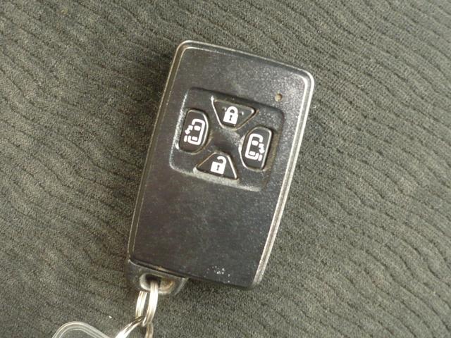 ノア X スペシャルエディション 純正SDナビ フルセグTV バックカメラ CD録音&DVD Bluetooth電話&音楽 ETC スマートキー 後席フリップダウンモニター 両側パワースライドドア HIDライト 電動コーナーポール(25枚目)