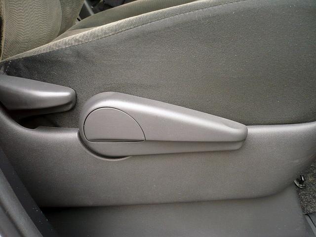 ノア X スペシャルエディション 純正SDナビ フルセグTV バックカメラ CD録音&DVD Bluetooth電話&音楽 ETC スマートキー 後席フリップダウンモニター 両側パワースライドドア HIDライト 電動コーナーポール(28枚目)