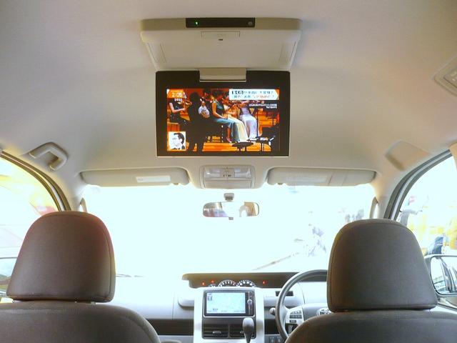 ノア X スペシャルエディション 純正SDナビ フルセグTV バックカメラ CD録音&DVD Bluetooth電話&音楽 ETC スマートキー 後席フリップダウンモニター 両側パワースライドドア HIDライト 電動コーナーポール(44枚目)