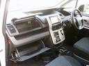 収納たっぷりグローブボックス！！