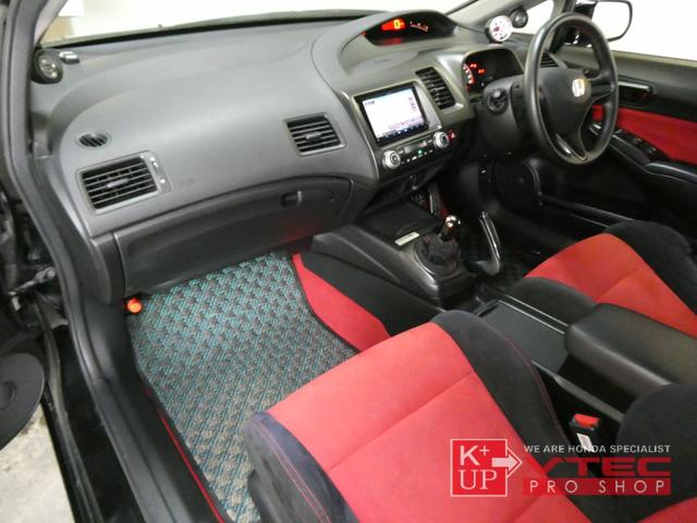 HONDA CIVIC TYPE R