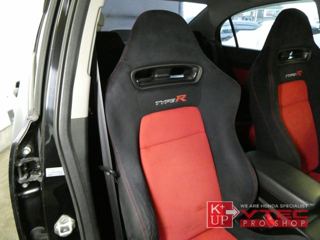 HONDA CIVIC TYPE R