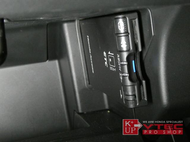 Ｓ６６０ α　無限エアロ　ＢＬＩＴＺ車高調　柿本マフラー　記録簿　センターディスプレイ　バックカメラ　ＥＴＣ　前後ドラレコ　禁煙車　６ＭＴ　チタンノブ　社外リアスポイラー　後期αアルミ　クルコン（13枚目）