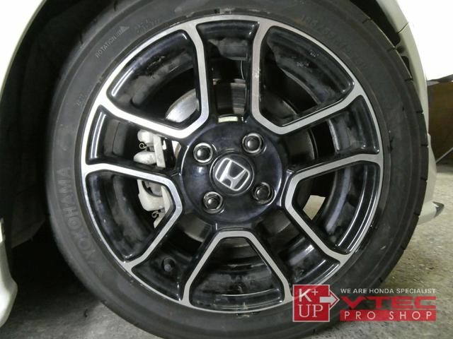 Ｓ６６０ α　無限エアロ　ＢＬＩＴＺ車高調　柿本マフラー　記録簿　センターディスプレイ　バックカメラ　ＥＴＣ　前後ドラレコ　禁煙車　６ＭＴ　チタンノブ　社外リアスポイラー　後期αアルミ　クルコン（16枚目）