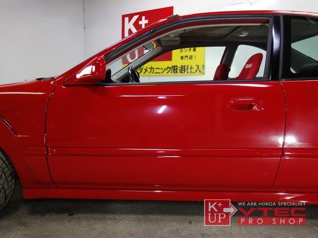 　ＥＪ７改　シビッククーペ　左ハンドル　Ｂ１８Ｃエンジン換装　ＥＫ９ミッション　電動サンルーフ　フルピロ　ＳＰＯＯＮキャリパー・マフラー　無限ＥＸマニ　無限エアクリ　逆車　　外装ペイントリフレッシュ済(22枚目)