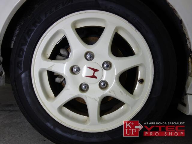 シビック ホンダ タイプr x 後期最終型 無限exマニ trustアルミラジエター クスコロールバー tein車高調 社外ブレーキライン 純正アルミ 社外メモリナビ bluetooth etc 電動格納ミラー キーレスの中古車詳細 中古車検索ならkurutown シビック ホンダ タイプr x 後期最終型 無限exマニ trustアルミラジエター クスコロールバー tein車高調 社外ブレーキライン 純正アルミ 社外メモリナビ bluetooth etc 電動格納ミラー キーレスの中古車詳細 中古車検索ならkurutown