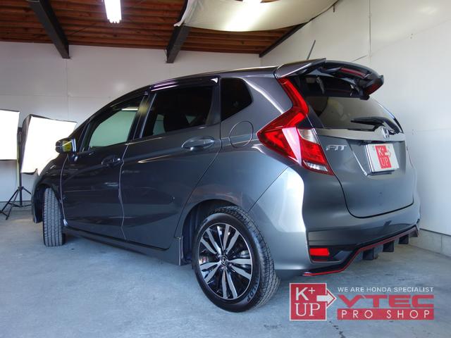 RS ホンダセンシング 後期型 1オーナー 禁煙車 純正ナビ フルセグ バックカメラ USB・Bluetooth接続可 ドライブレコーダー ETC 純正ボディサイドモール LEDヘッドライト 記録簿 6MT(5枚目)
