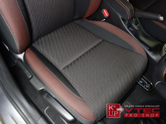 RS ホンダセンシング 後期型 1オーナー 禁煙車 純正ナビ フルセグ バックカメラ USB・Bluetooth接続可 ドライブレコーダー ETC 純正ボディサイドモール LEDヘッドライト 記録簿 6MT(52枚目)