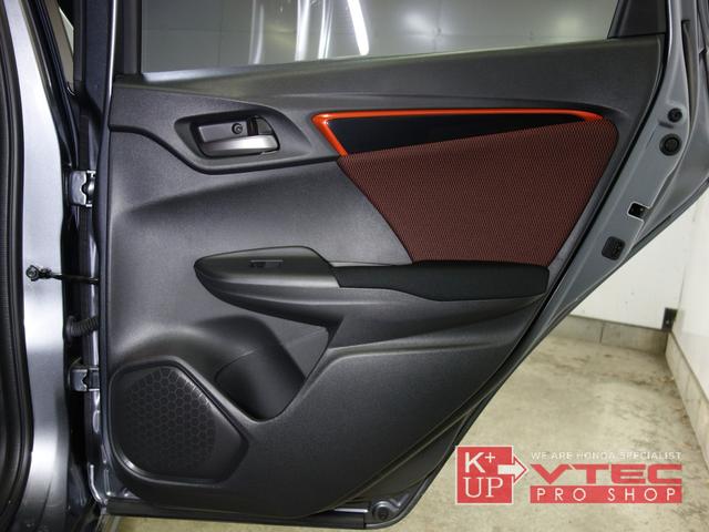 RS ホンダセンシング 後期型 1オーナー 禁煙車 純正ナビ フルセグ バックカメラ USB・Bluetooth接続可 ドライブレコーダー ETC 純正ボディサイドモール LEDヘッドライト 記録簿 6MT(57枚目)