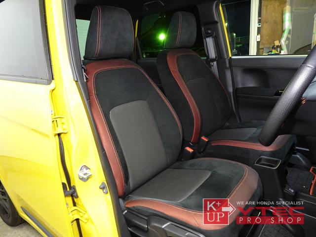 RS 2トーンカラー ホンダセンシング 純正8インチナビ バックカメラ 地デジ USB/BT接続可 純正前後ドラレコ ETC フロアマット 専用15インチAW シートヒーター 禁煙車 6速マニュアル(8枚目)