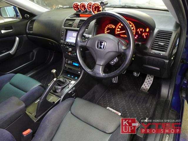ユーロR 無限フルエアロ 5ZIGENマフラー BLITZ車高調 Defi油圧・油温・水温計・タコメーター WORK17インチAW 純正ナビ 社外オーディオ・USB接続可 ETC 禁煙車 キーレス(7枚目)
