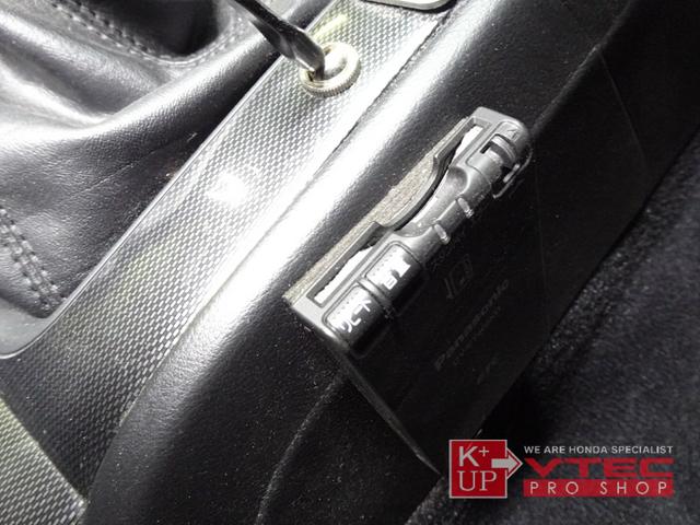 ユーロR 無限フルエアロ 5ZIGENマフラー BLITZ車高調 Defi油圧・油温・水温計・タコメーター WORK17インチAW 純正ナビ 社外オーディオ・USB接続可 ETC 禁煙車 キーレス(13枚目)