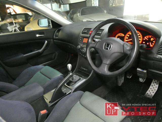 �����S�̓I�ɐ�����������A�C�����悭����肢�������܂��B�N���N�V�����̓��[���z�[���B�d���i�[�~���[�̓�����ǍD�B�_�b�V���{�[�h��������ނ˂��ꂢ�ȏ�Ԃł��B