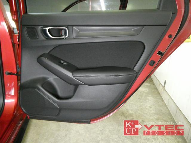 シビック LX 6MT SEEKERカーボンリアスポイラー&サイドミラー&ルームミラー 純正ナビ バックカメラ フルセグ USB&Bluetooth接続可 禁煙車 ETC2.0 ホンダセンシング(30枚目)