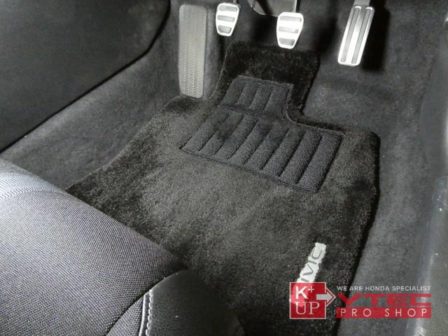 シビック LX 6MT SEEKERカーボンリアスポイラー&サイドミラー&ルームミラー 純正ナビ バックカメラ フルセグ USB&Bluetooth接続可 禁煙車 ETC2.0 ホンダセンシング(56枚目)