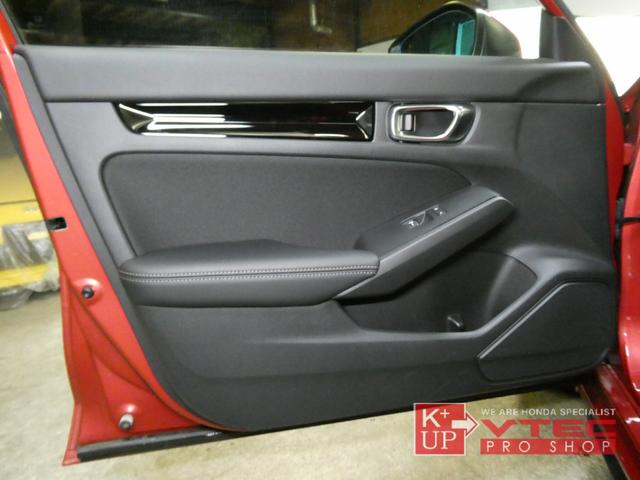 シビック LX 6MT SEEKERカーボンリアスポイラー&サイドミラー&ルームミラー 純正ナビ バックカメラ フルセグ USB&Bluetooth接続可 禁煙車 ETC2.0 ホンダセンシング(69枚目)