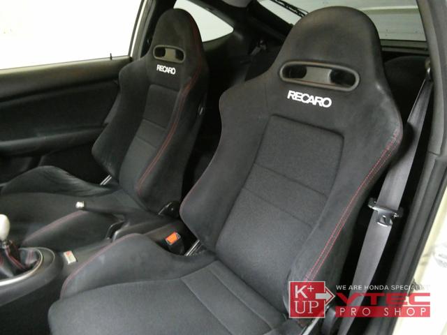 インテグラ タイプＲ　後期最終型　黒内装　禁煙車　社外ナビ２０２５年地図　ＴＶ　Ｂｌｕｅｔｏｏｔｈ接続可　ＥＴＣ２．０　ドラレコ　電動格納ミラー　キーレス（9枚目）