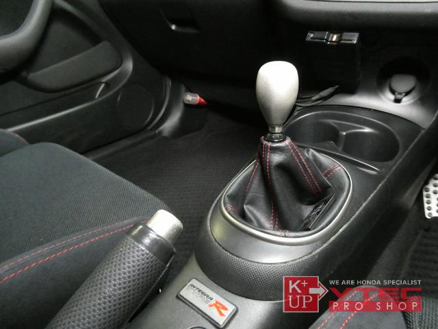 インテグラ タイプＲ　後期最終型　黒内装　禁煙車　社外ナビ２０２５年地図　ＴＶ　Ｂｌｕｅｔｏｏｔｈ接続可　ＥＴＣ２．０　ドラレコ　電動格納ミラー　キーレス（10枚目）