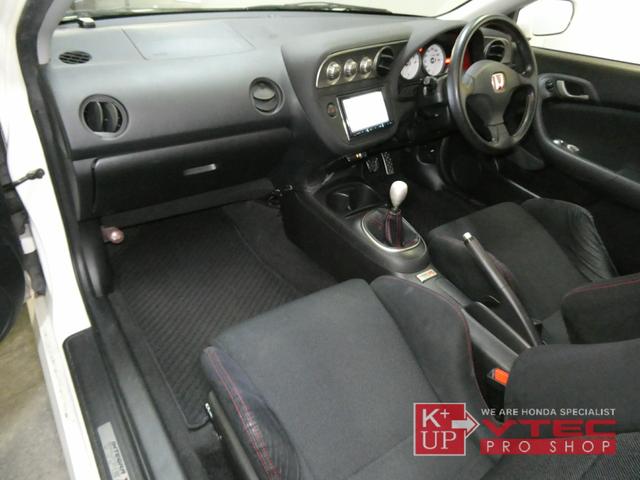 インテグラ タイプＲ　後期最終型　黒内装　禁煙車　社外ナビ２０２５年地図　ＴＶ　Ｂｌｕｅｔｏｏｔｈ接続可　ＥＴＣ２．０　ドラレコ　電動格納ミラー　キーレス（14枚目）